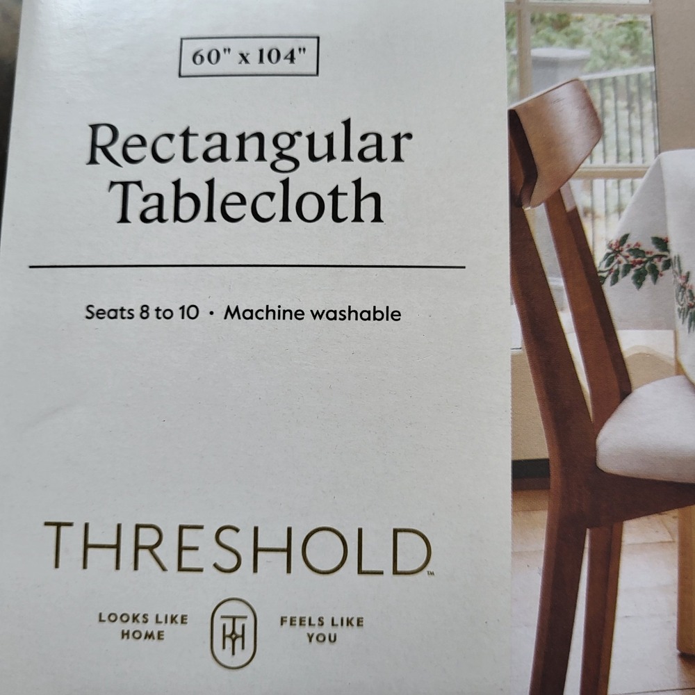 Threshold 60" X 104" Holly Berry Rectangle Tablecloth Christmas Cotton Linen